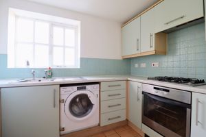 Kitchen- click for photo gallery